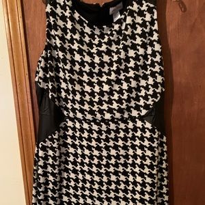 Women Plus Houndstooth mini dress